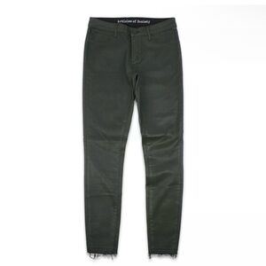 Articles of Society skinny Jeans in dark green size 25. Nwt